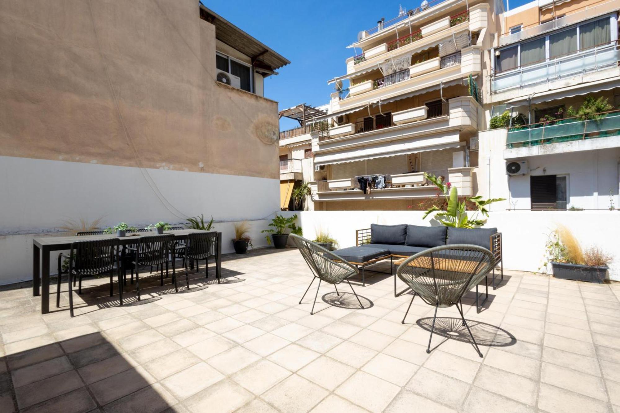 Renovated 5 Bdr House Near Acropolis - New Beds, Terrace & Green Yard Athen Exterior foto