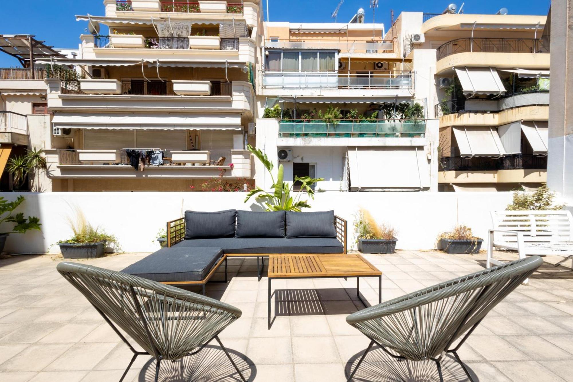 Renovated 5 Bdr House Near Acropolis - New Beds, Terrace & Green Yard Athen Exterior foto