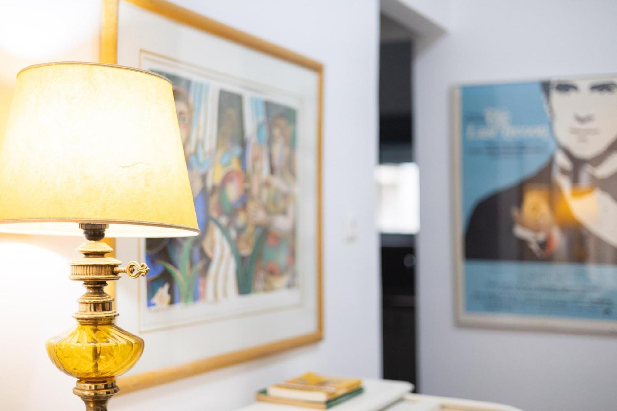 Renovated 5 Bdr House Near Acropolis - New Beds, Terrace & Green Yard Athen Exterior foto