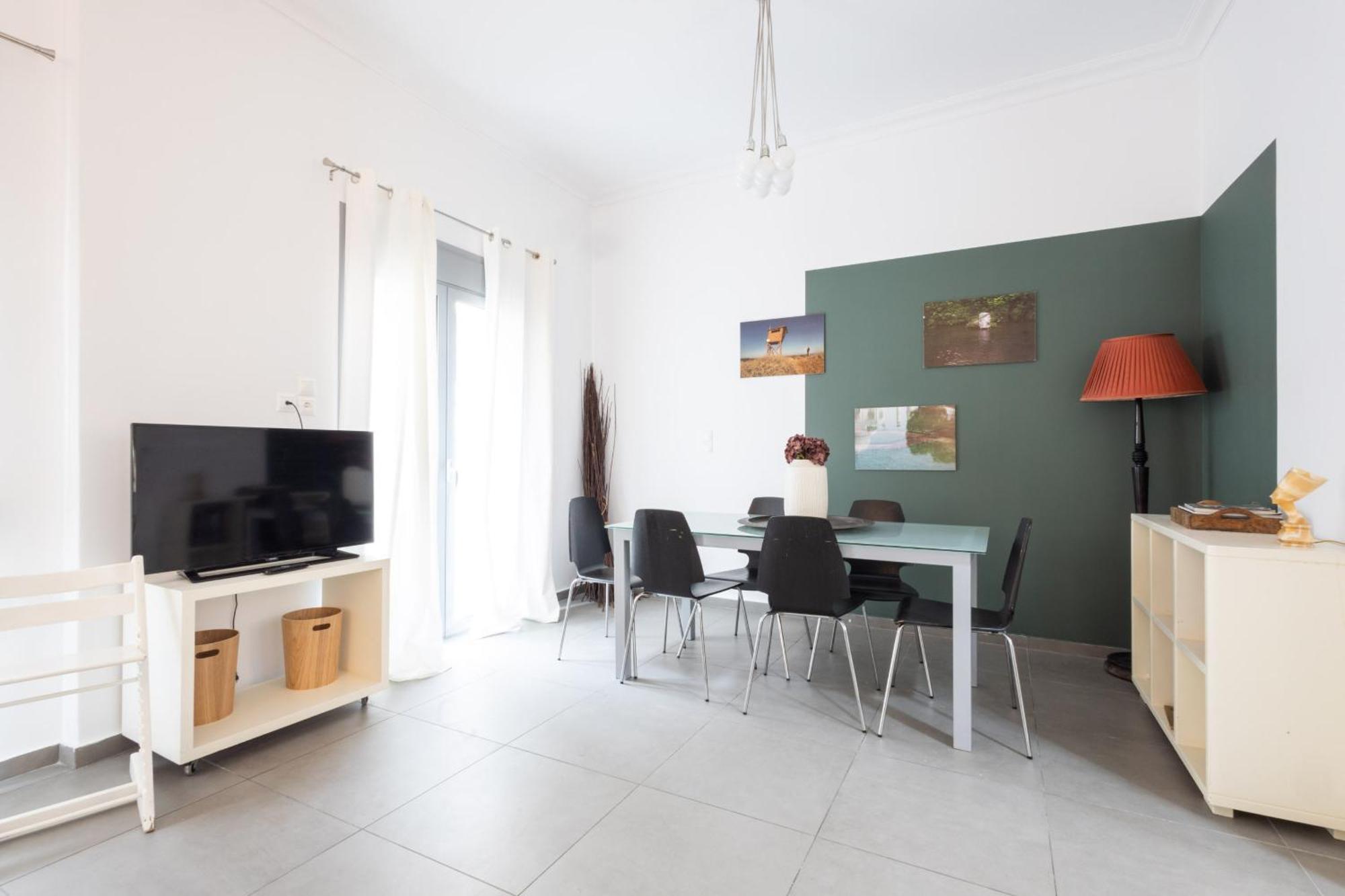 Renovated 5 Bdr House Near Acropolis - New Beds, Terrace & Green Yard Athen Exterior foto